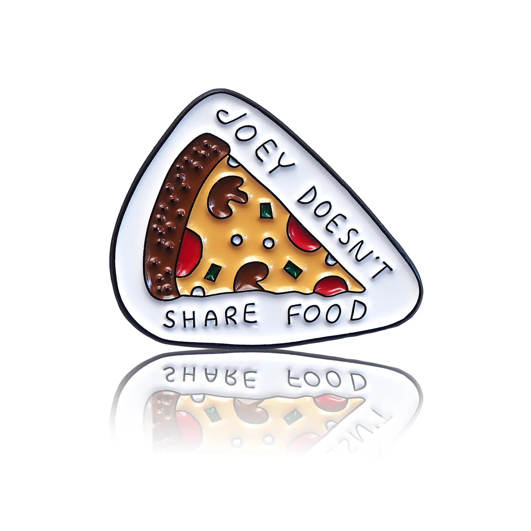 Kawałek kolorowej pizzy z napisem "Joey doesn't share food"