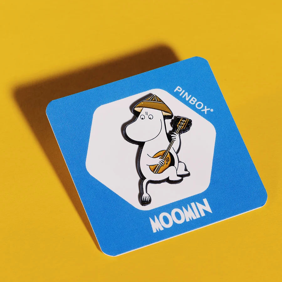 Moomin with a banjo
